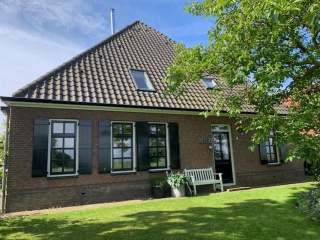 Gastenverblijf Eenigenburg Extérieur photo
